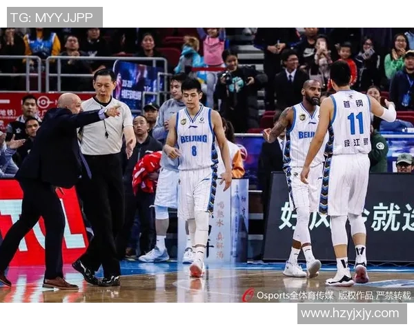 赛后分析：北京篮球队与上海篮球队的团队协作与战术执行探讨